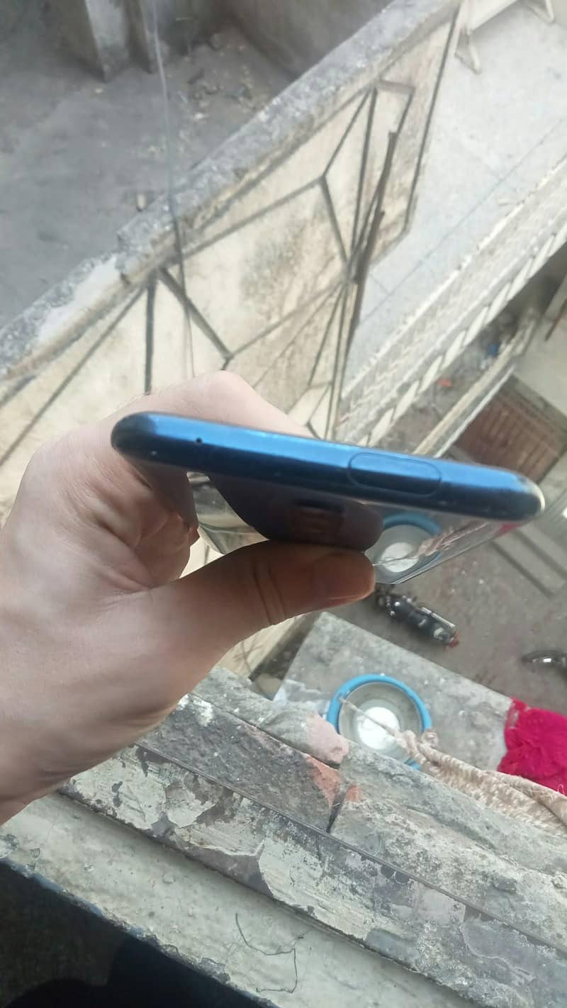 One Plus 7 Pro 4