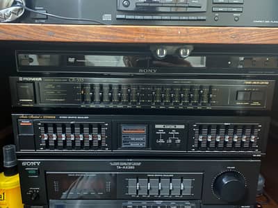 Sony, Fisher , Pioneer, Sony