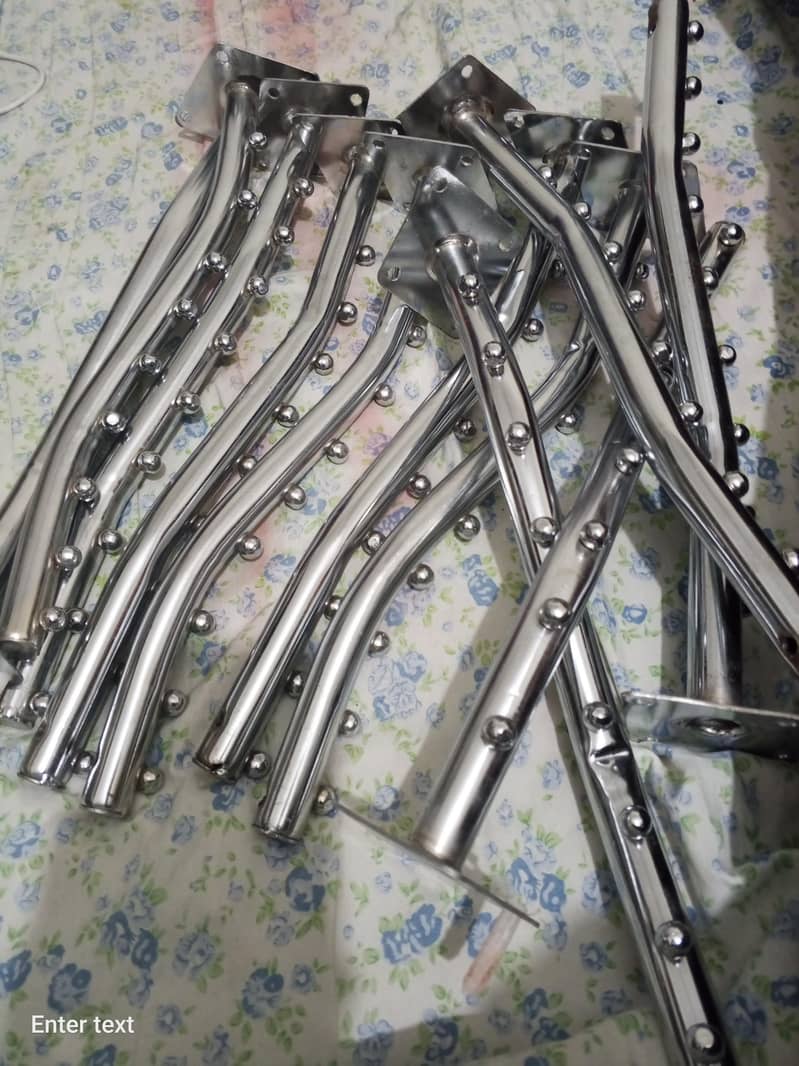 hanging stands 1