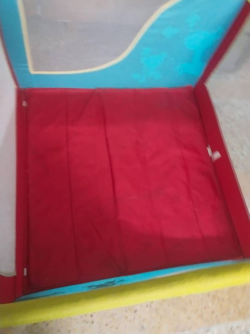 Cot with sufficient space 2