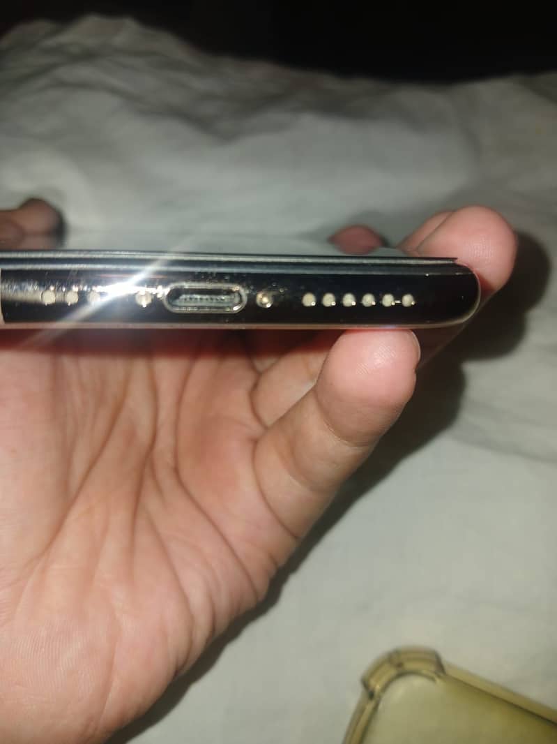 Apple iPhone XS 2