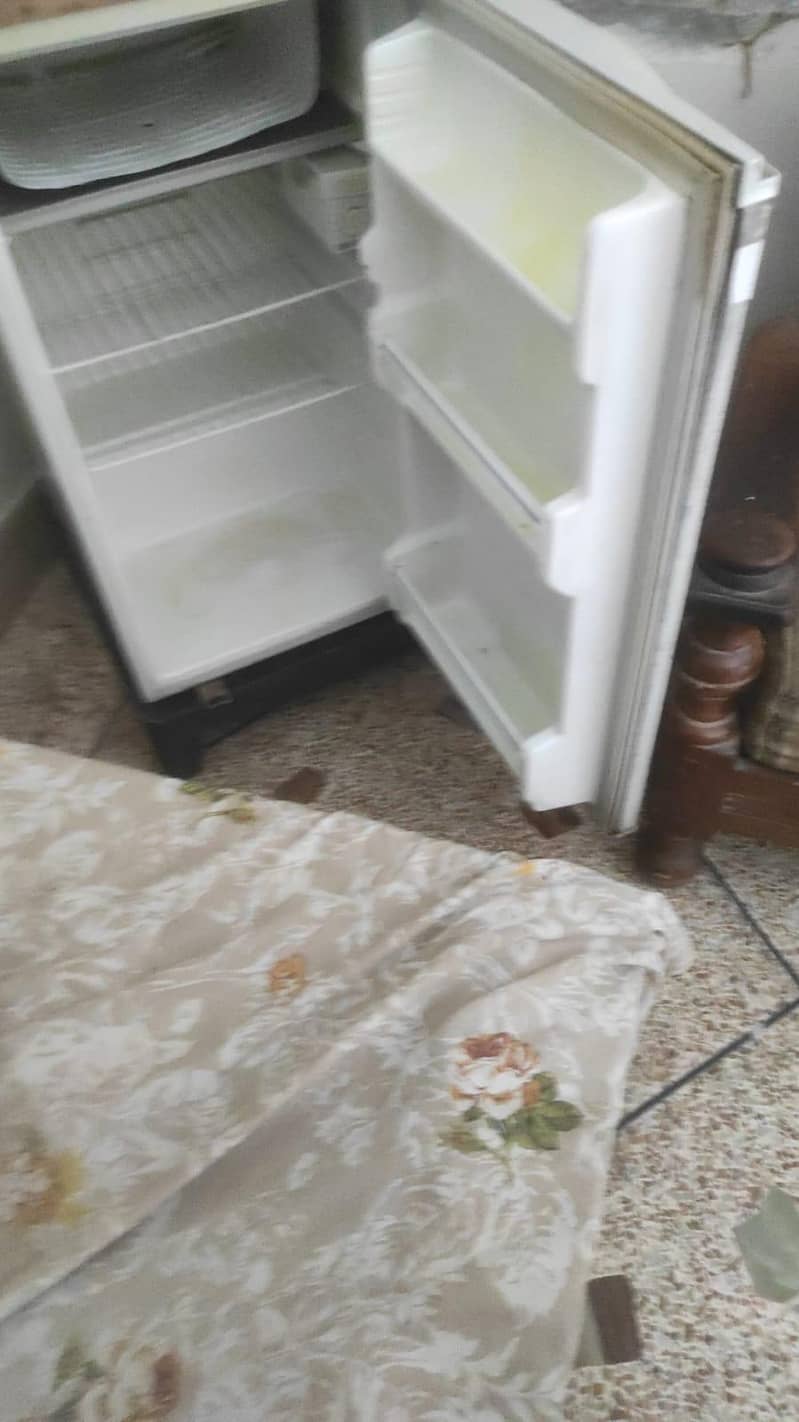 Room fridge 2