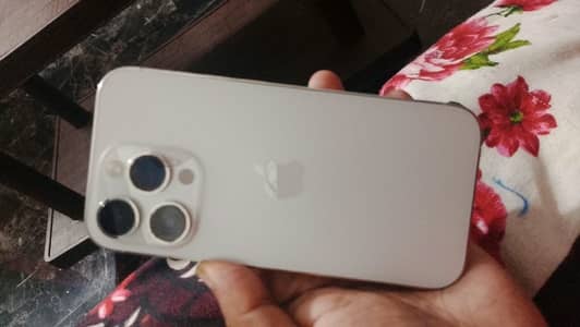 Apple iPhone 14 Pro