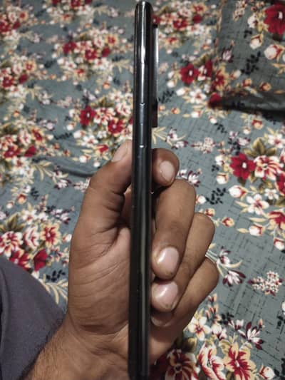 Samsung Mobile S20 Ultra