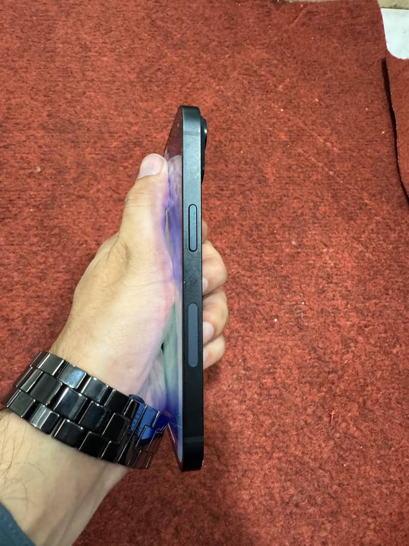 Apple iPhone 14 JV 5