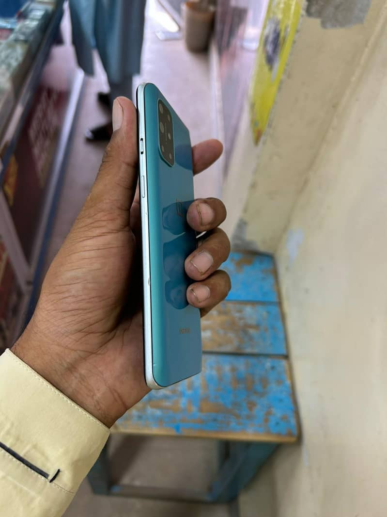 One Plus 8T 4