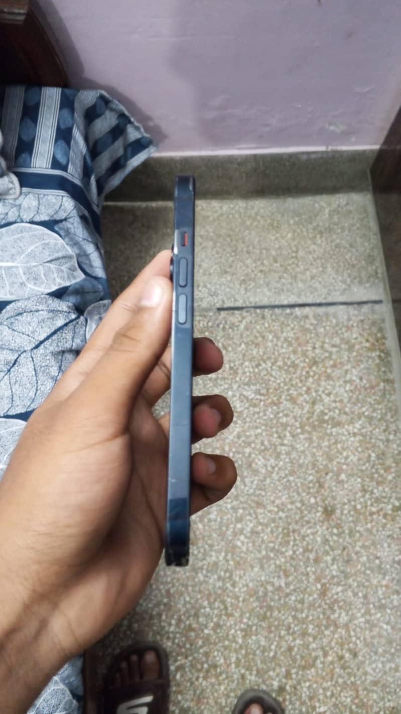 Apple iPhone 14 1
