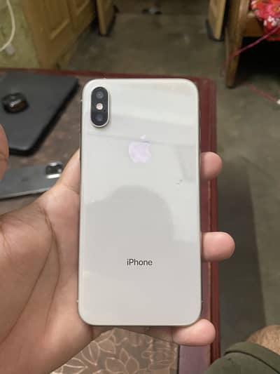 Apple iPhone XS 64gb Sim chal rhi ha glitch ha 03236602153