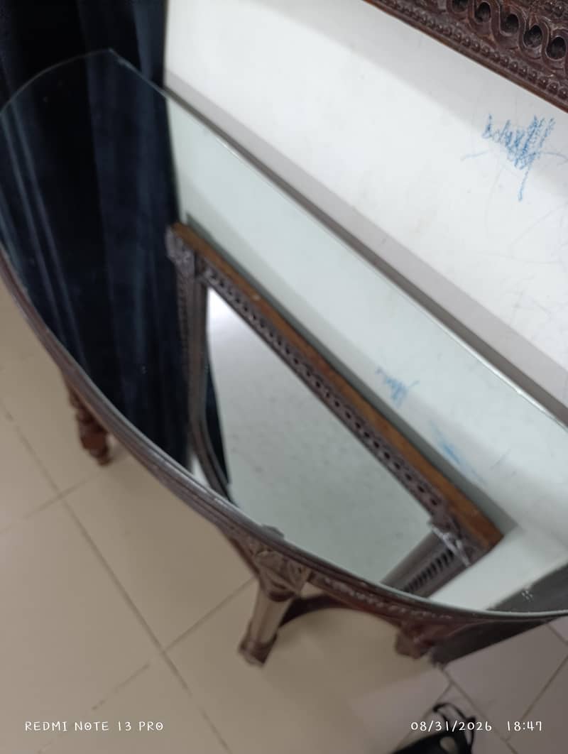 console with mirror 4