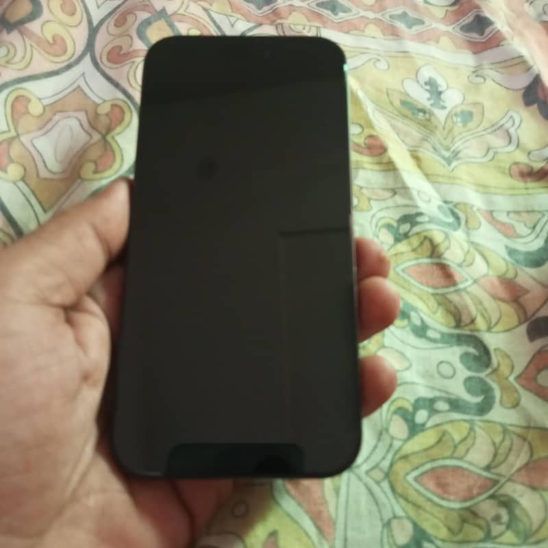 Apple iPhone 15 Pro 3