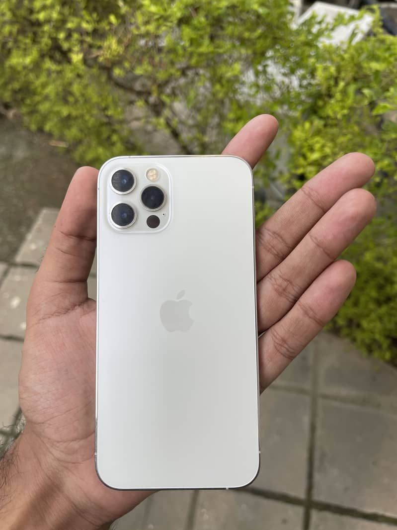 Apple iPhone 12 Pro 0