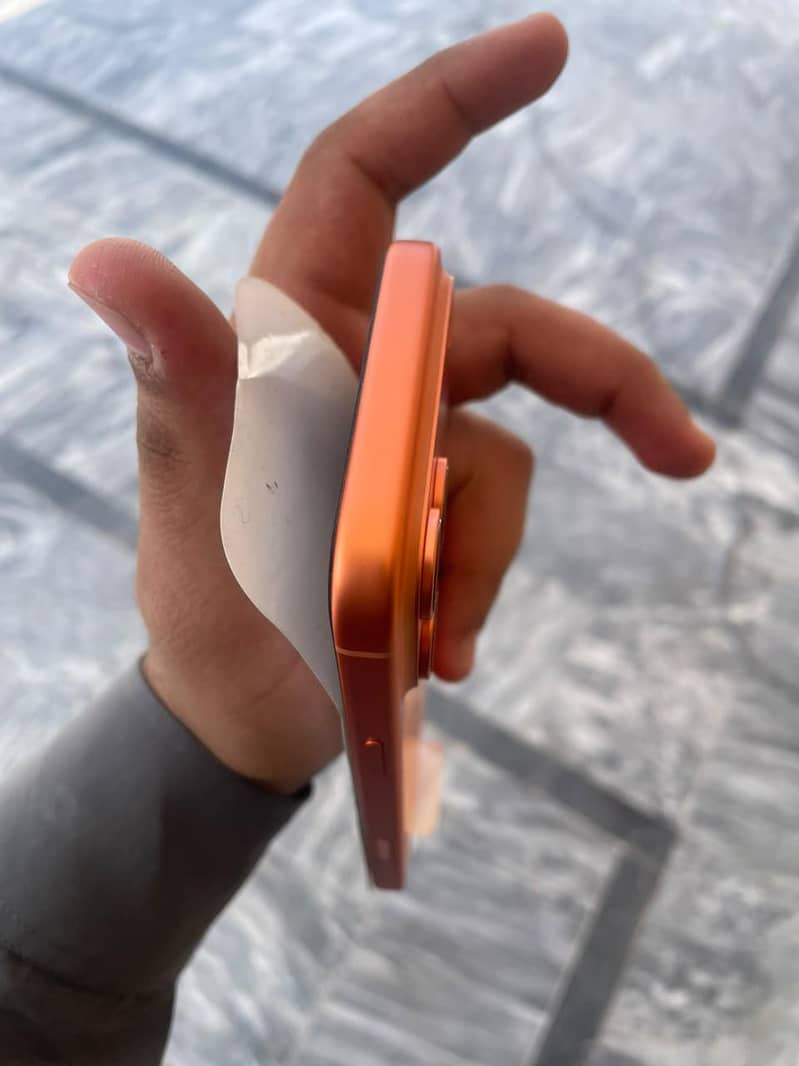 Apple iPhone 17 Pro Max 6