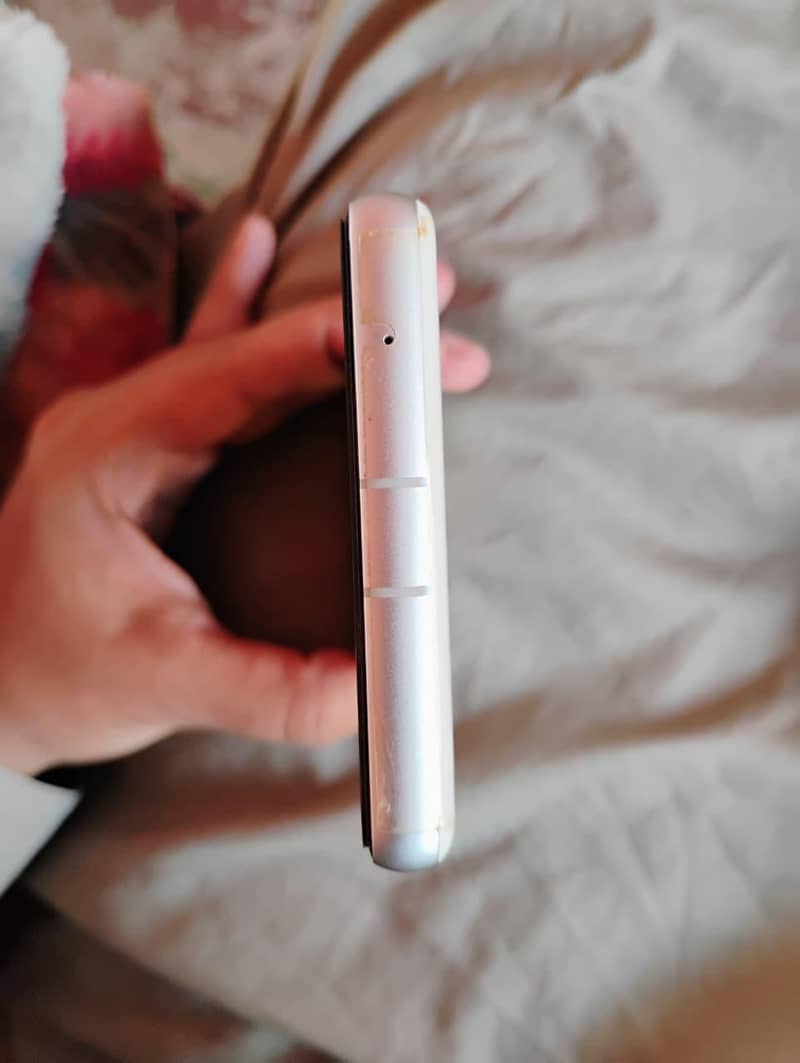 Google Pixel 7a 1