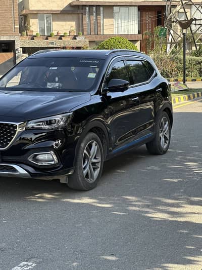 MG HS 2021