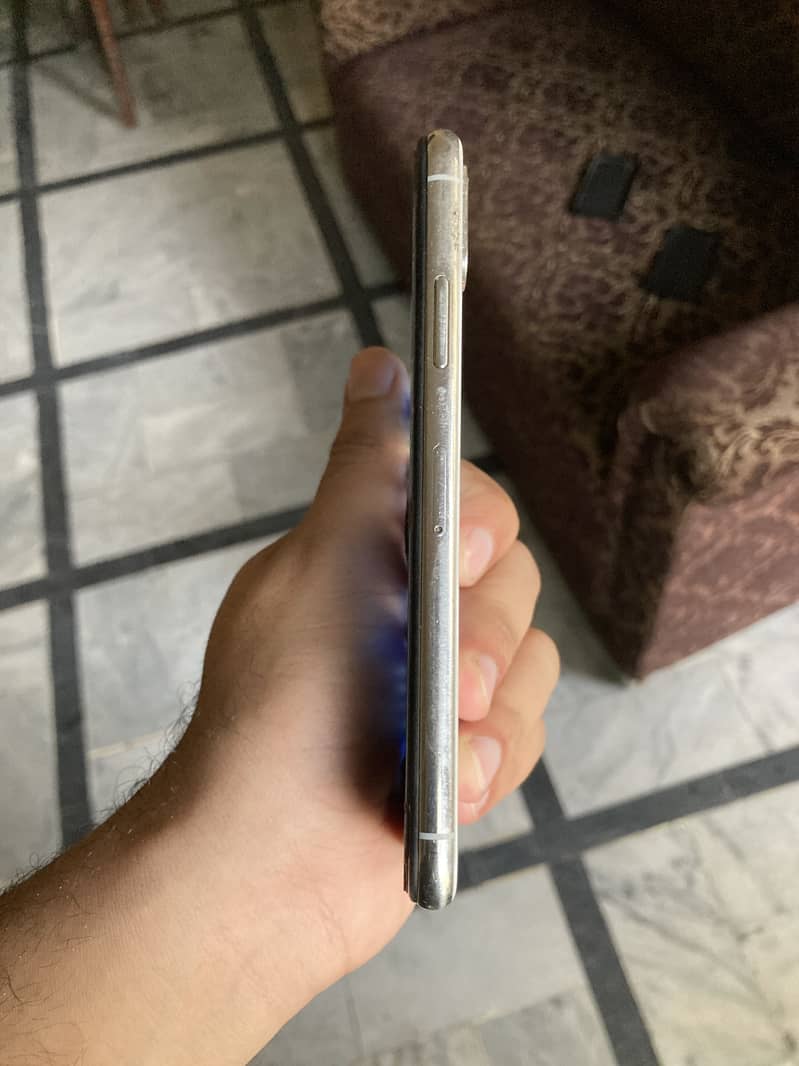 Apple iPhone X 2