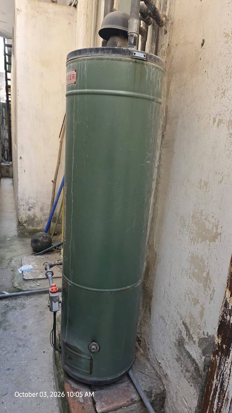 Singer Geyser 2
