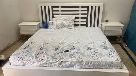 Pure wooden bed