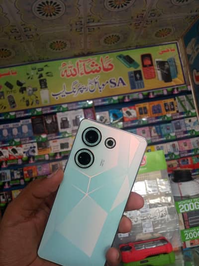 Tecno CAMON 20