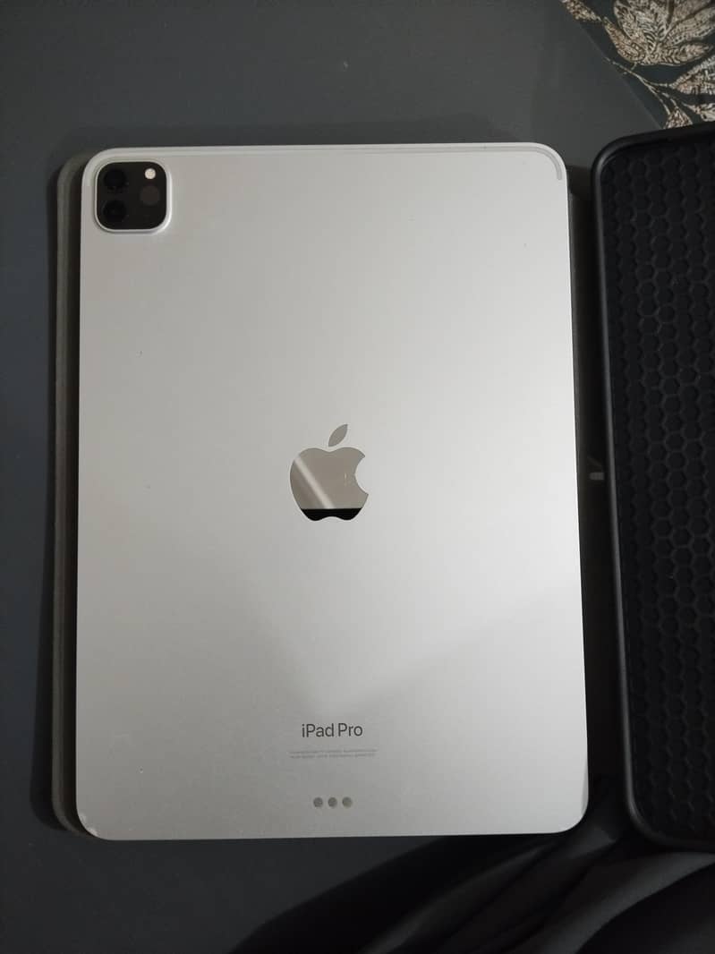 Ipad Pro 11 inch (4th generation) 1