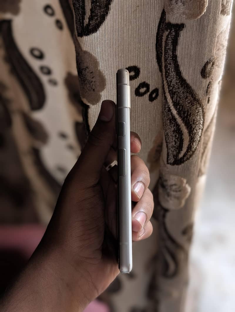 Google Pixel 7a 0