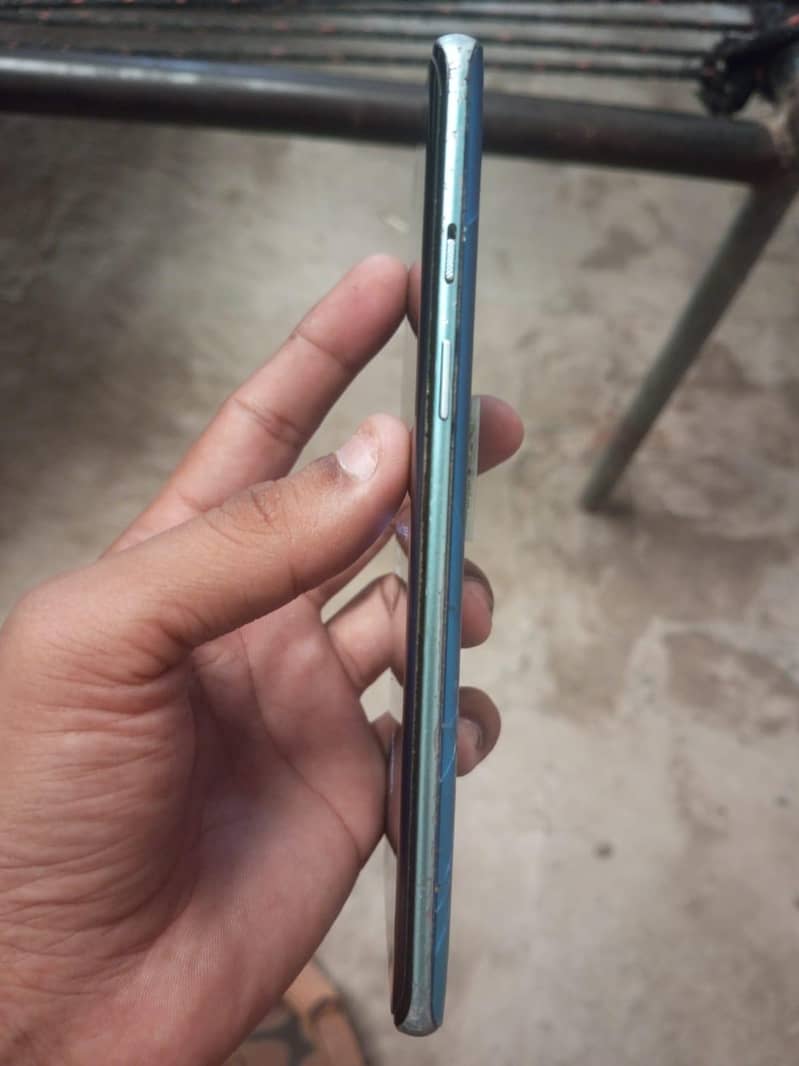 OnePlus 8 6