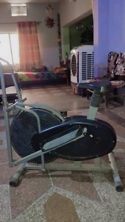 GYM & FITNESS