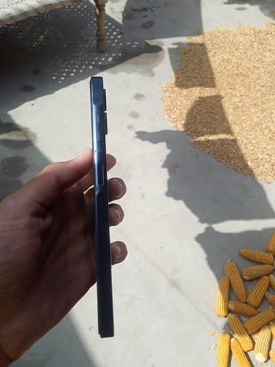Samsung Mobile A06