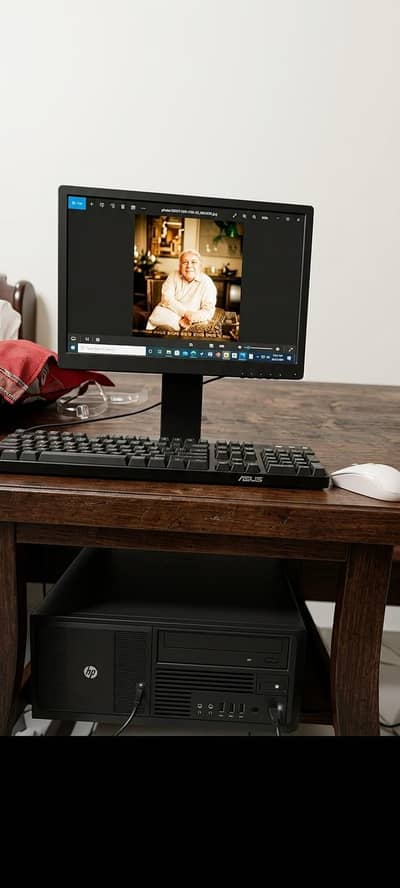 HP Complete Desktop Computer Setup with LED Monitor, Keyboard & Mouse