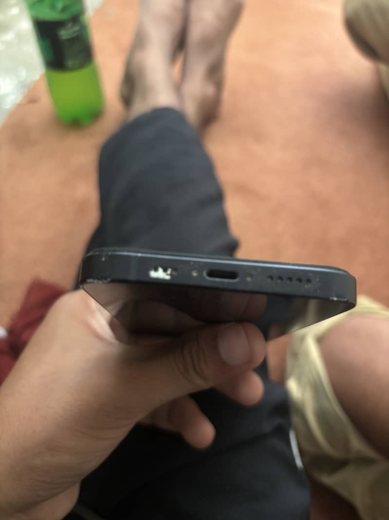 Apple iPhone 12 8
