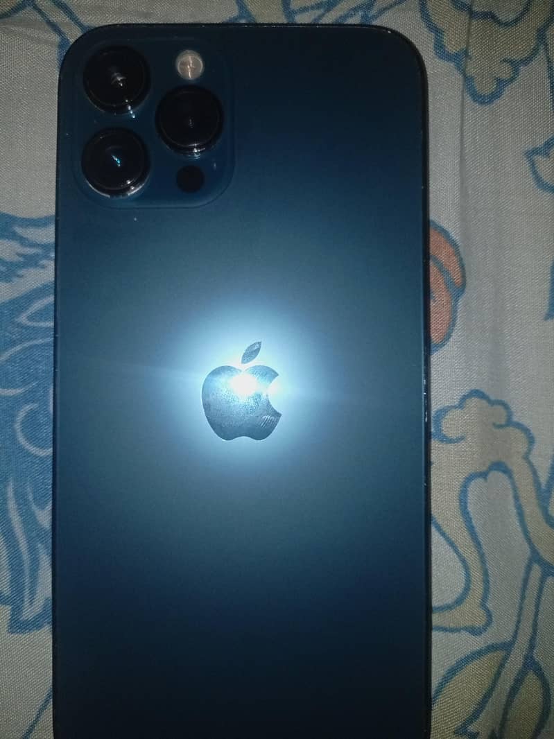 Apple iPhone 12 Pro Max 3