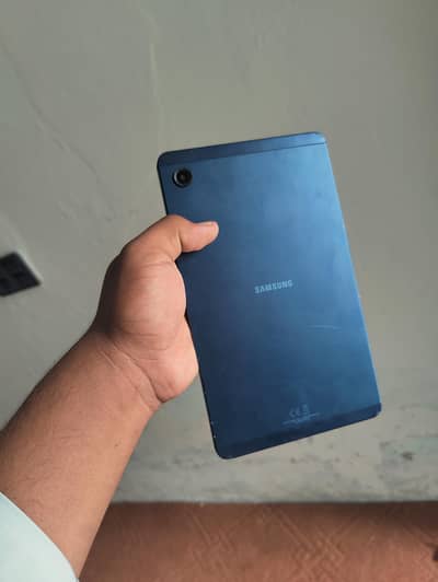 Samsung a9 tab 8/128gb. condition 10/8 ha side thori se ruf ha