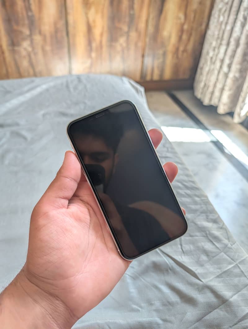Apple iPhone XR 2