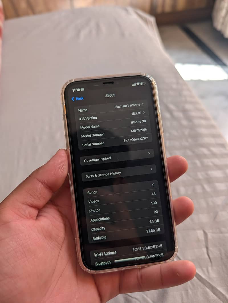 Apple iPhone XR 7