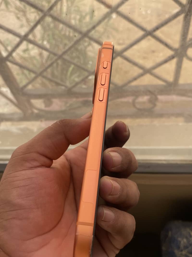 Apple iPhone 17 Pro Max 2