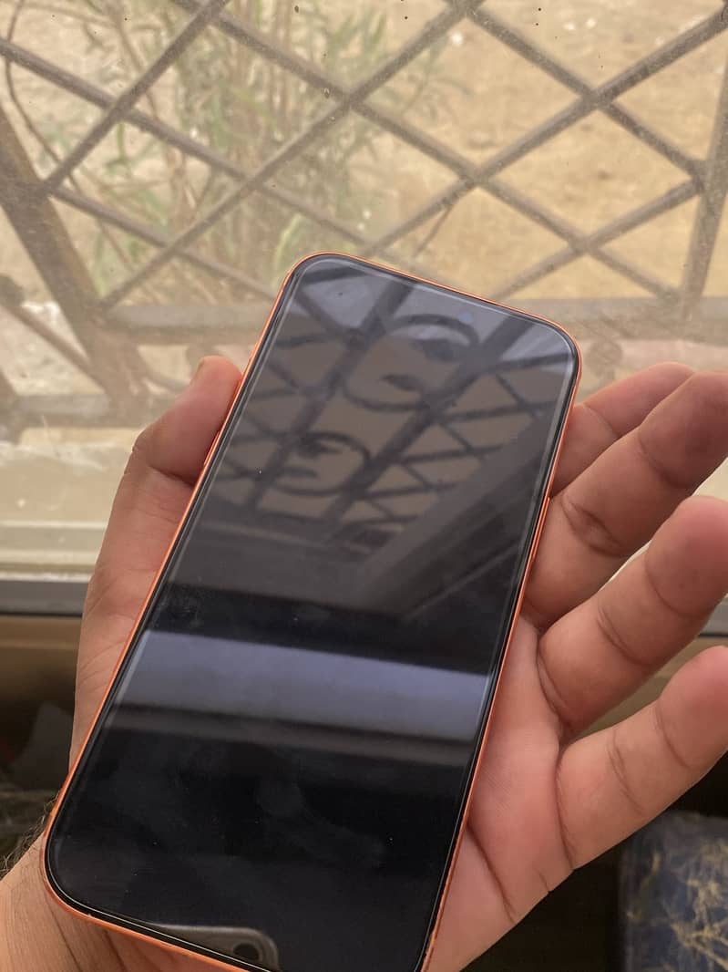 Apple iPhone 17 Pro Max 6