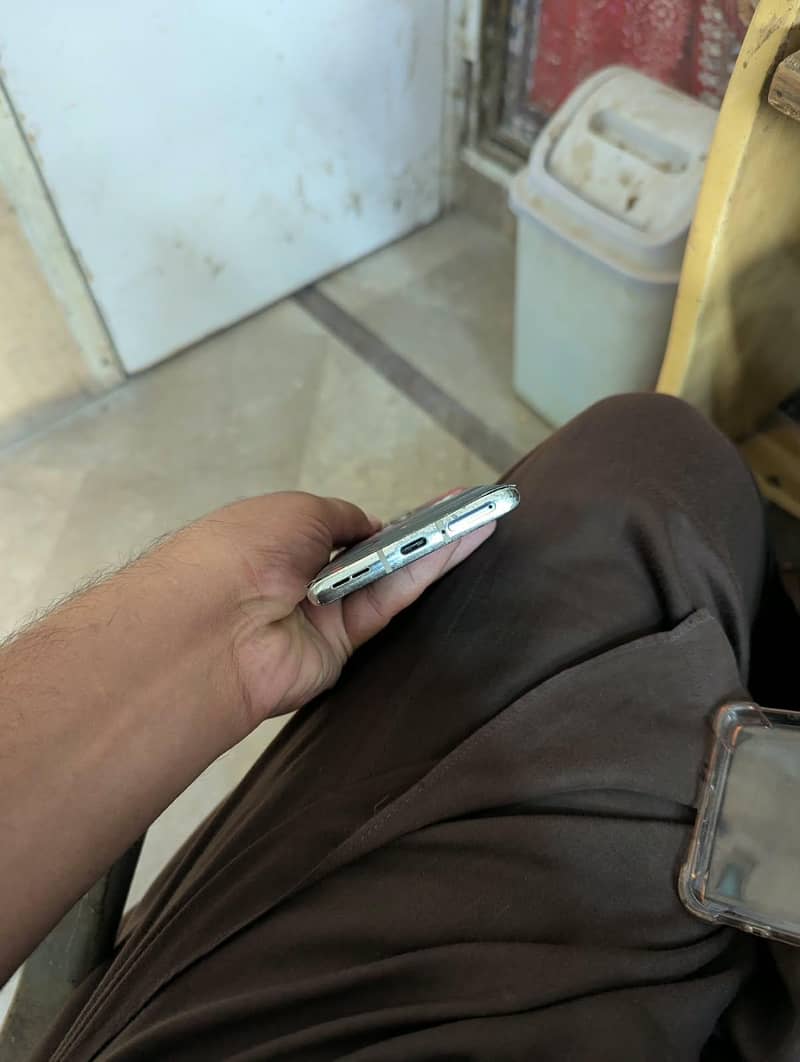 One Plus 8 4