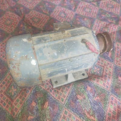 YA AK DRYER KI MOTOR HA