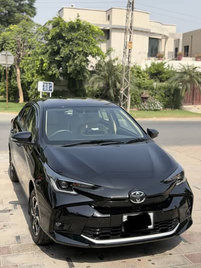 Toyota Yaris 2026 Model Pearl Black Color