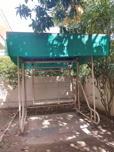 Jhula for sale in mint condition heavy duty quality
