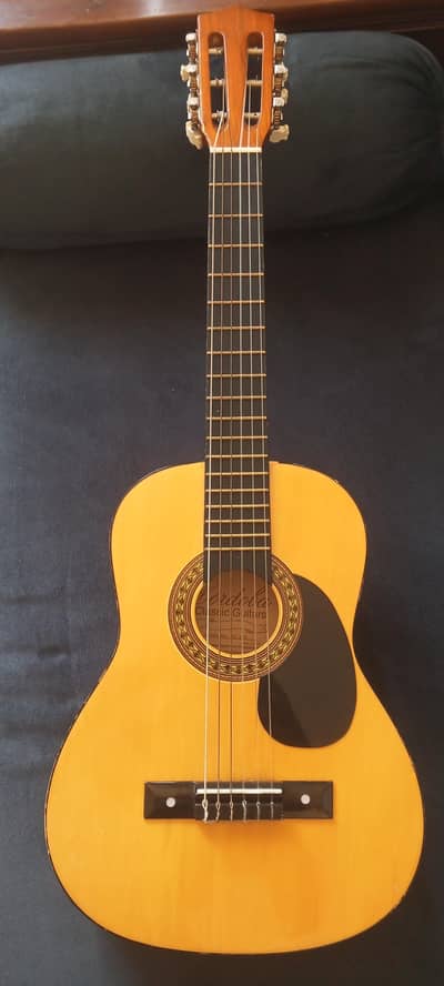 Córdoba MG-102 Classical Guitar for Sale!