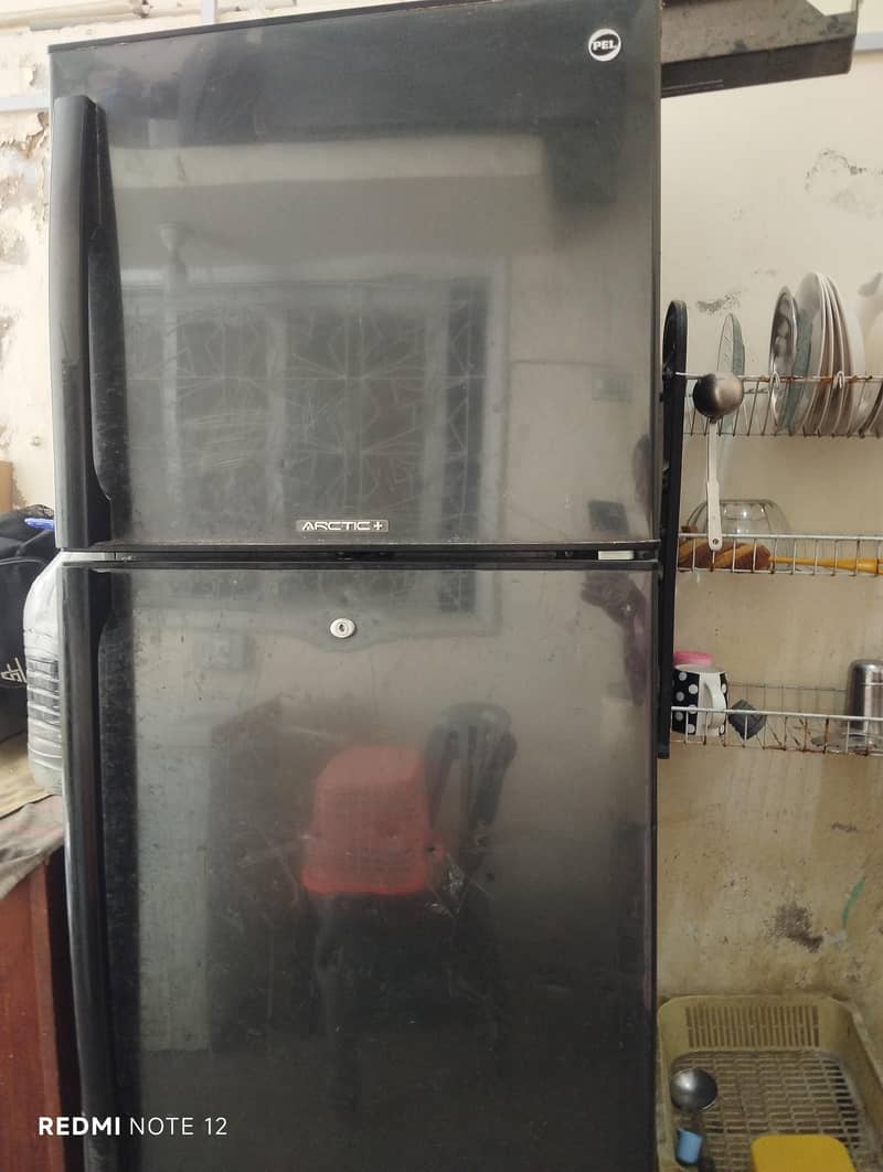 Good condition Refrigerator 0