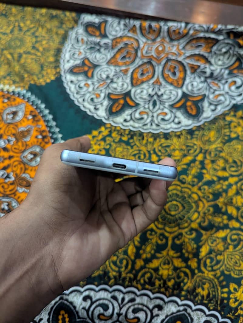 Google Pixel 7a 1
