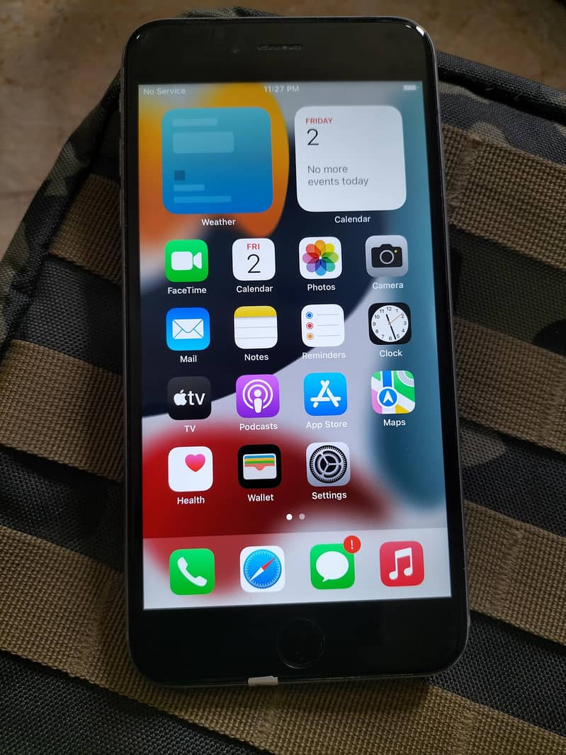 Apple iPhone 6S Plus 0
