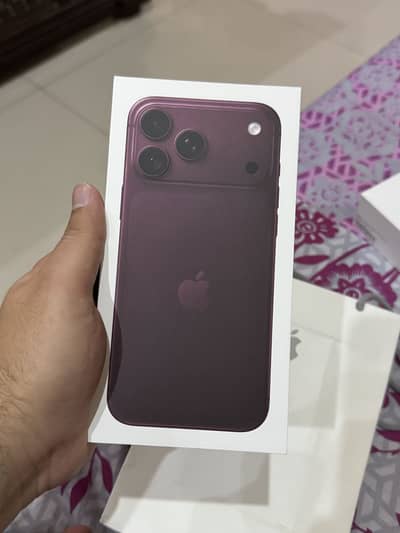 Apple iPhone 18 Pro Max Burgendy