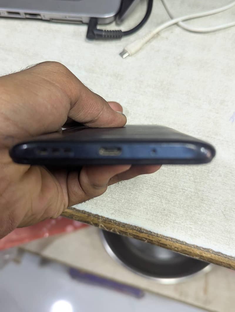Xiaomi Redmi 9A 4