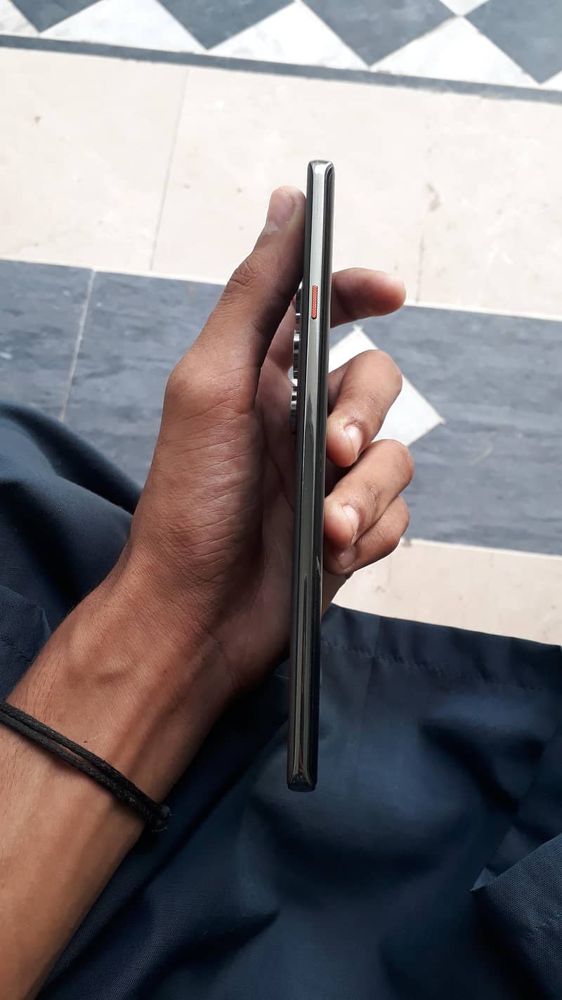 Tecno CAMON 40 Pro 3