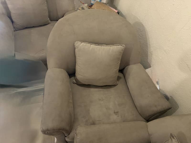 Sofa set 5 seater 1
