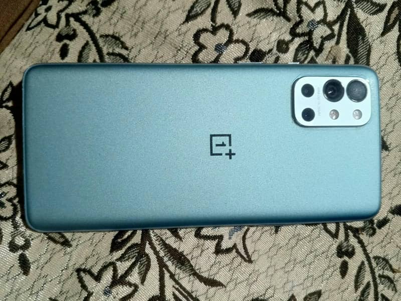 One Plus 9r 0