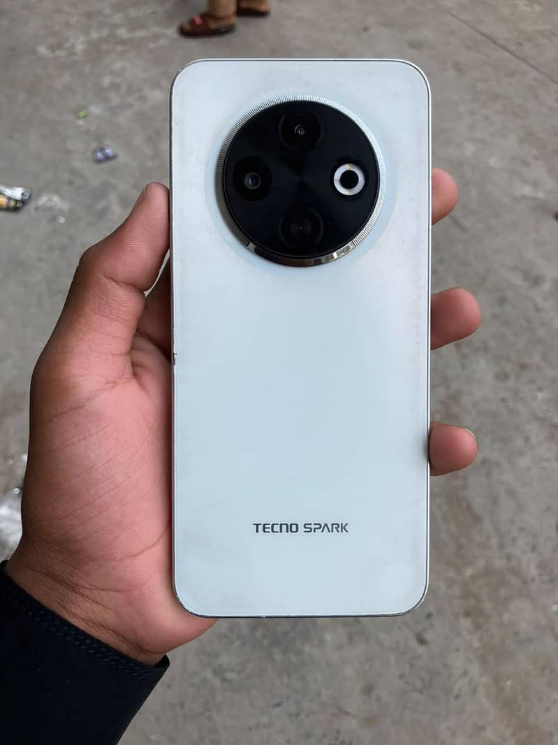 Tecno SPARK 30C 0