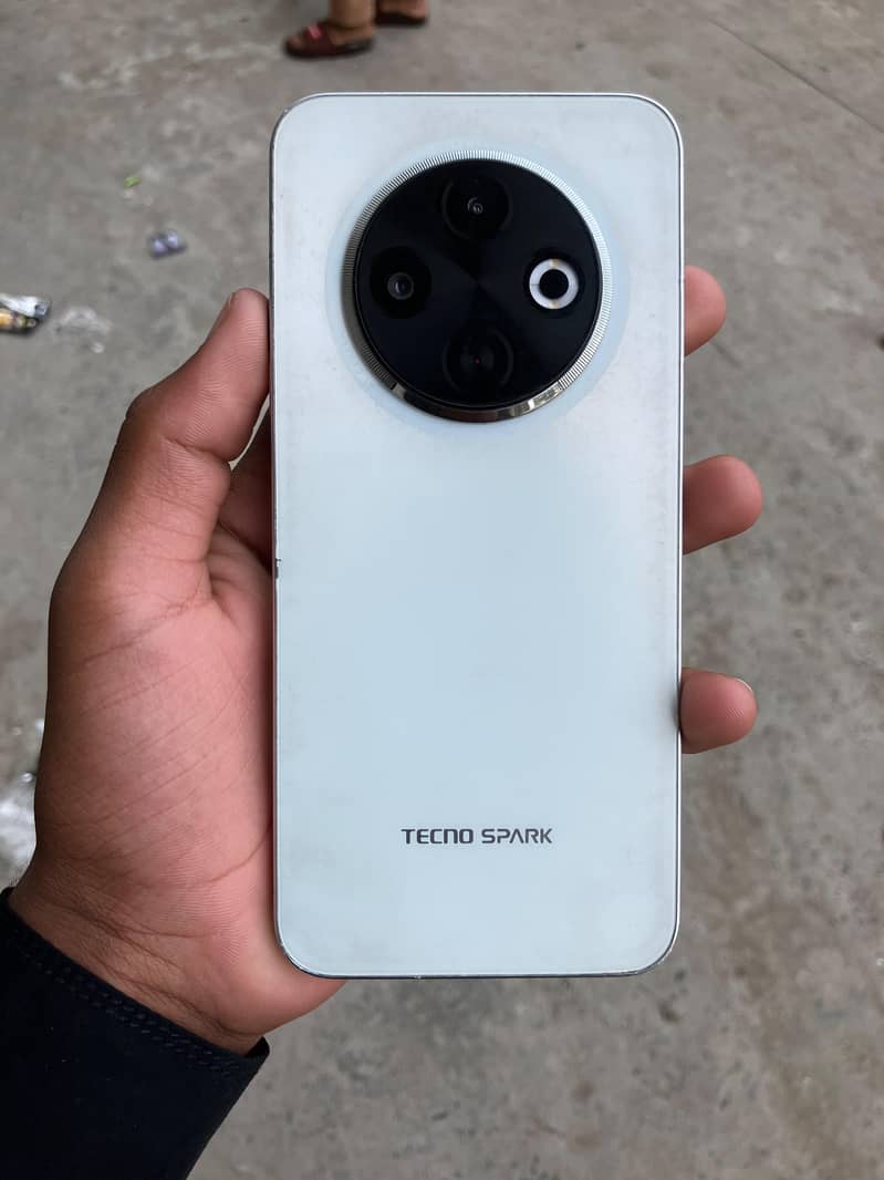 Tecno SPARK 30C 2